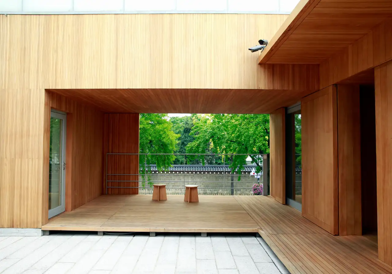 Elewacja z drewna jak dbać o drewno by służyło przez lata